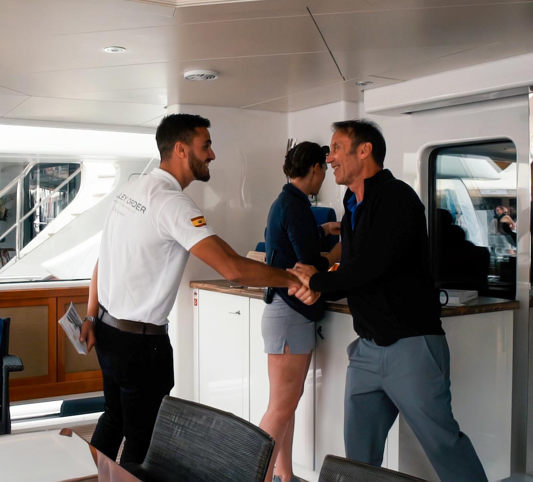 Galley-Order_Alejandro-Vidal-compromiso-2 aprovisionamiento de yates, servicios náuticos Mallorca, suministros embarcaciones Baleares, logística marítima Ibiza, productos frescos yates