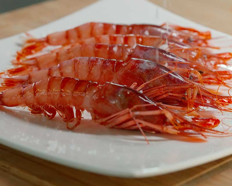 Galley-Order_prawns-2 aprovisionamiento de yates, servicios náuticos Mallorca, suministros embarcaciones Baleares, logística marítima Ibiza, productos frescos yates